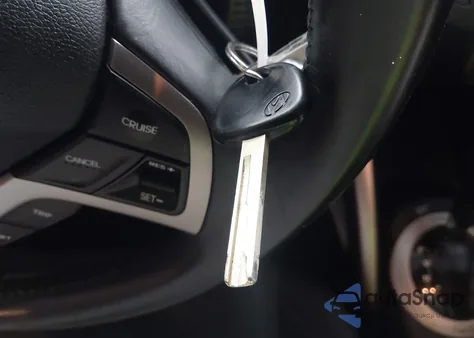 2016 Hyundai Veloster from USA, damaged, VIN KMHTC6AD5GU302312